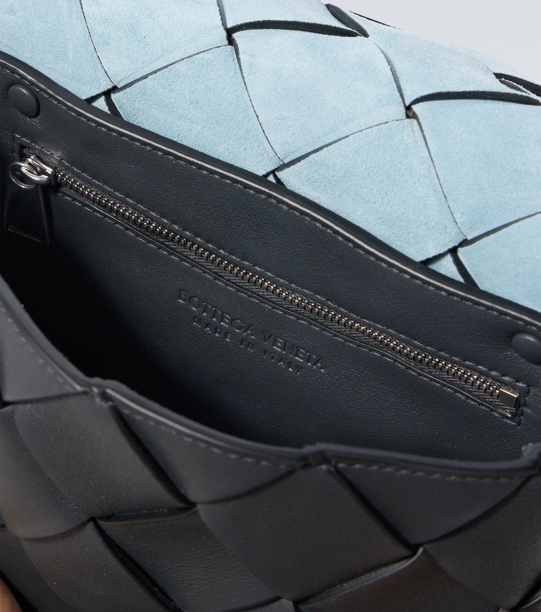 Diago Small leather crossbody bag | Bottega Veneta