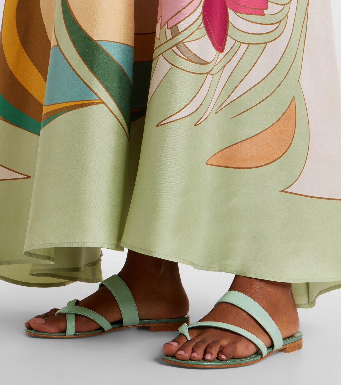Susaflat leather thong sandals | Manolo Blahnik