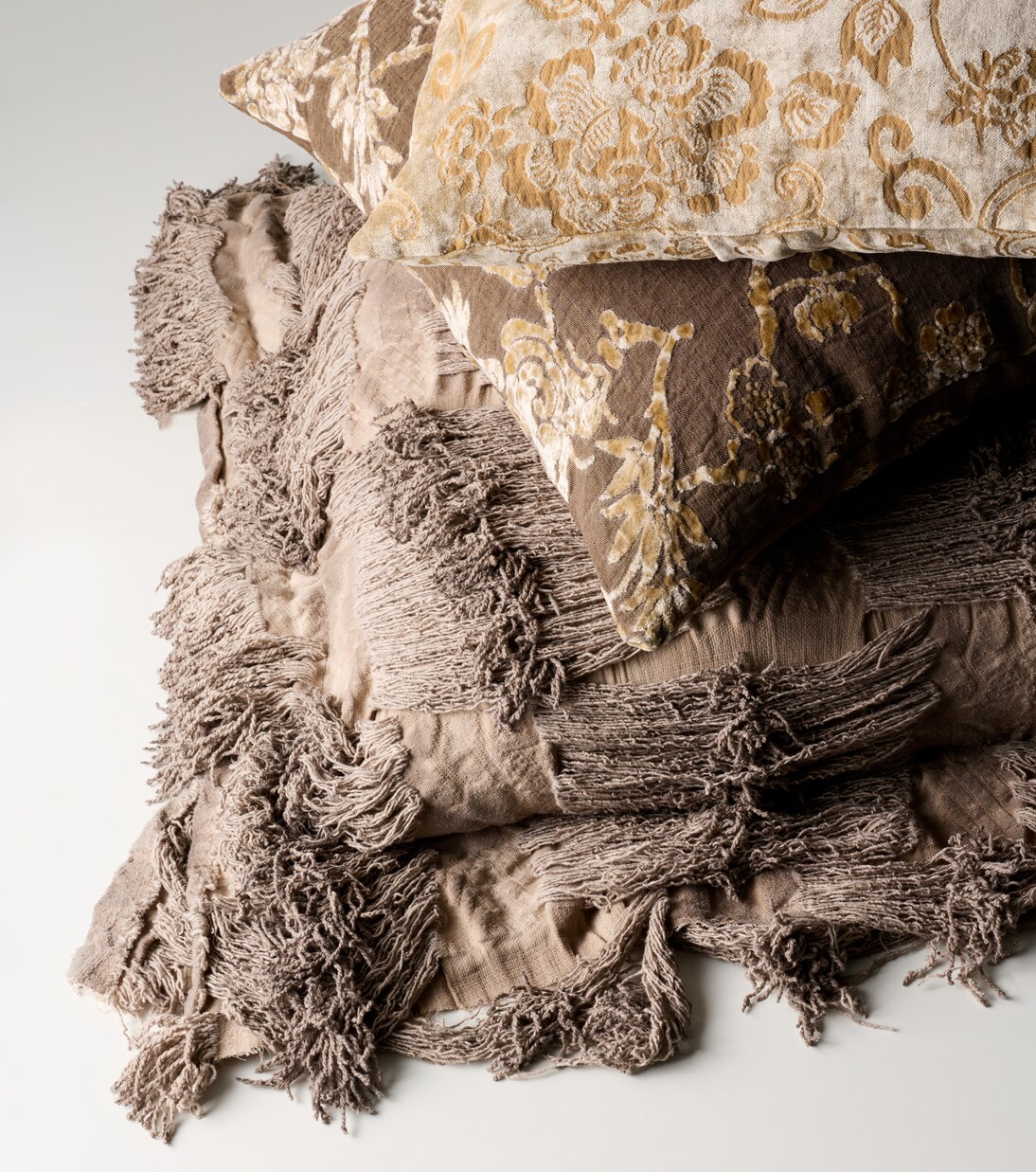 Bolma wool and cotton cushion  | The House of Lyria