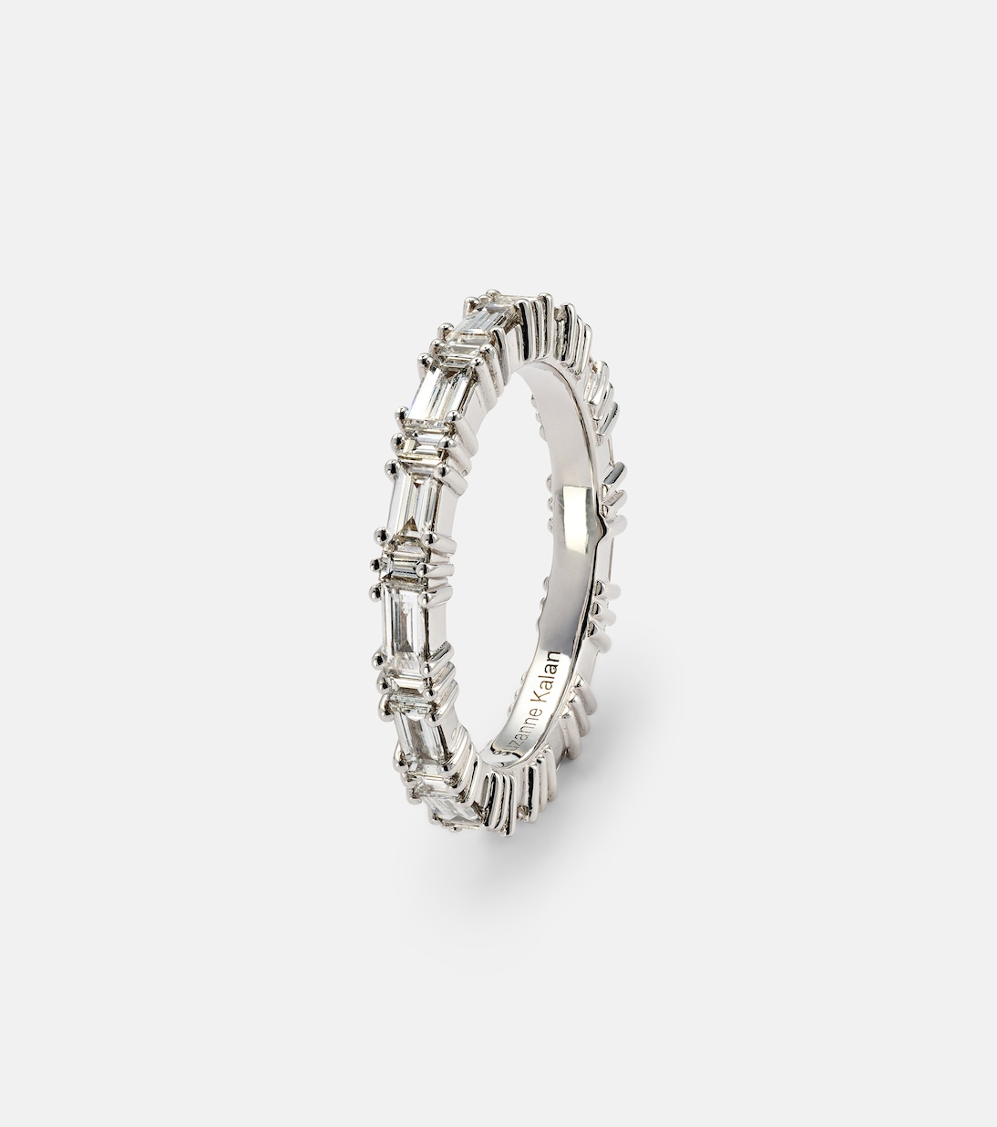 18kt white gold ring with diamonds | Suzanne Kalan