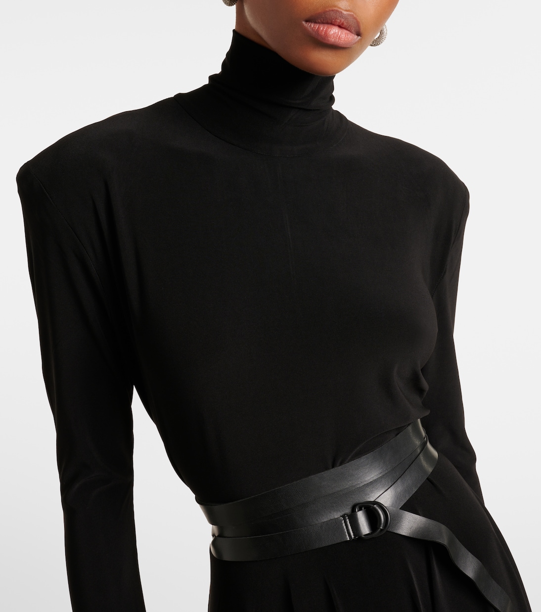 Vestido midi de cuello alto con cinturón | Norma Kamali