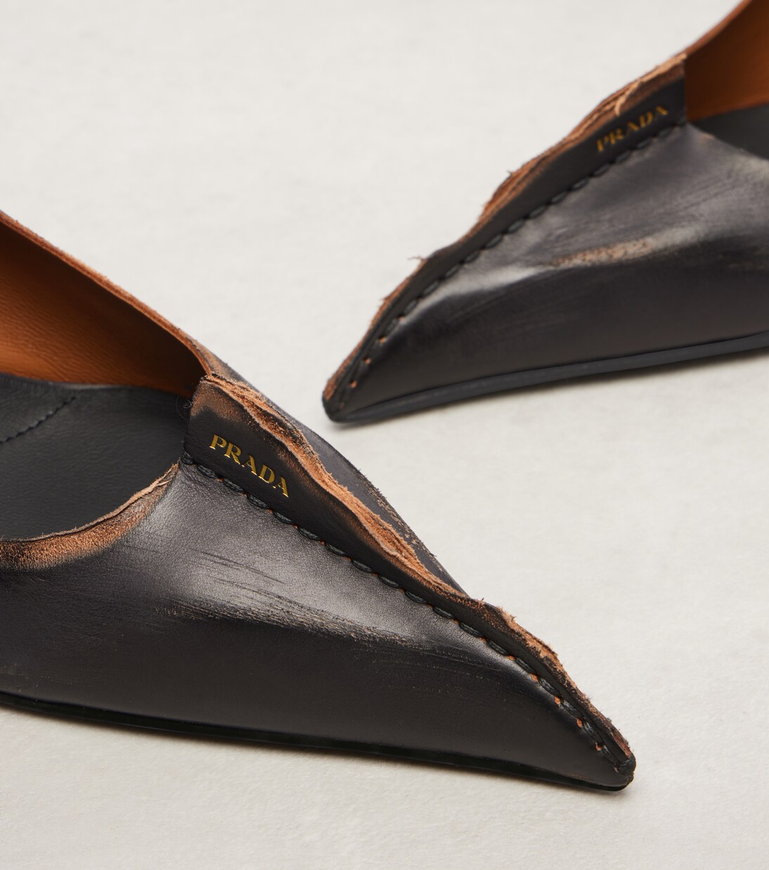 Antiqued 85 leather pumps | Prada