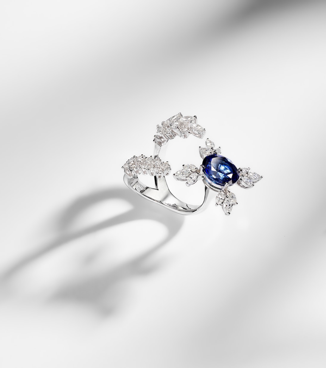 Reign Supreme 18kt white gold ring with diamonds and sapphire | Yeprem