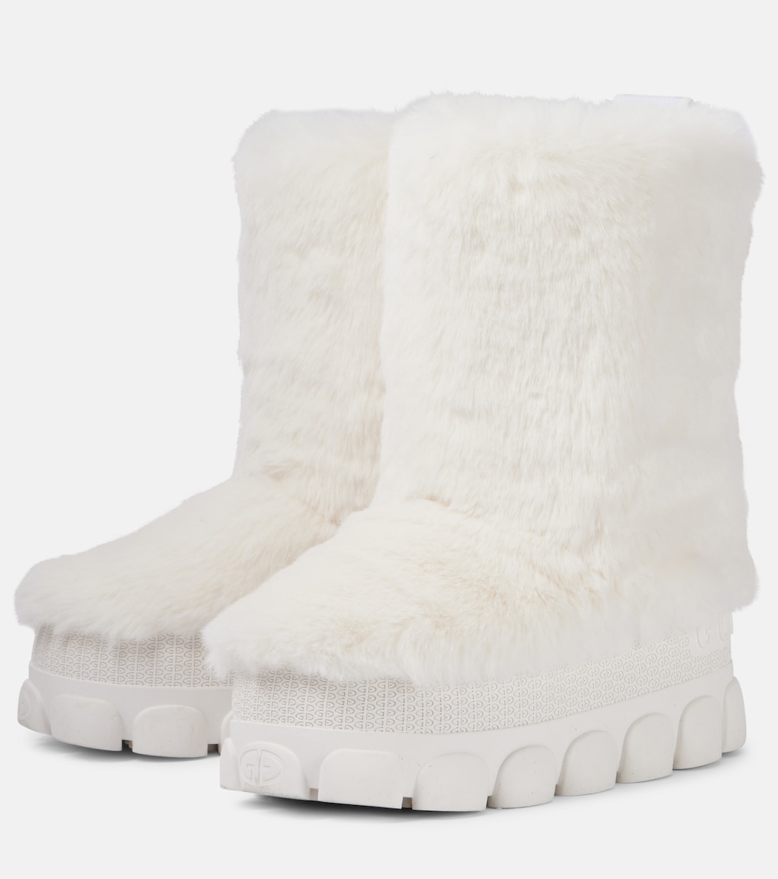 Fun faux fur snow boots | Goldbergh