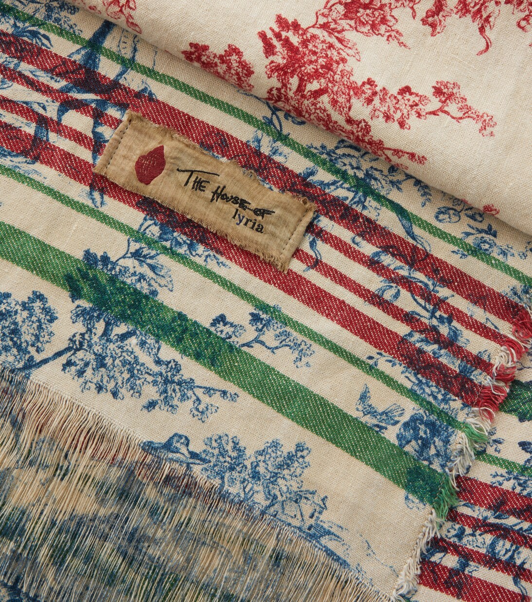 Zacinto linen twill jacquard throw | The House of Lyria