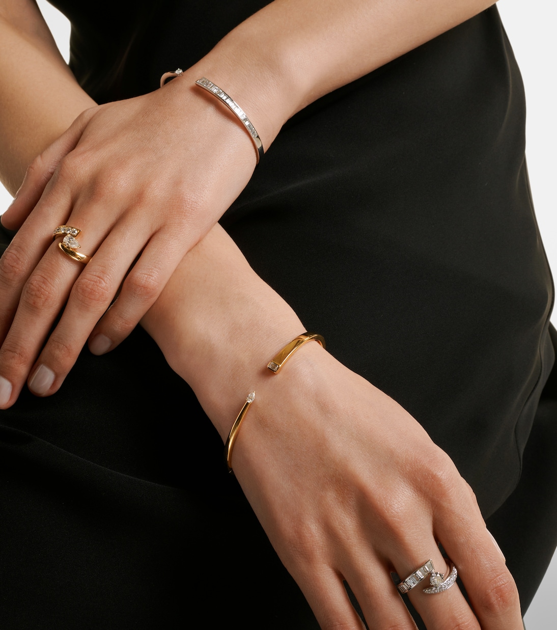 Armreif Inner Fire aus 18kt Gelbgold (750/1000) mit Diamanten | Bucherer Fine Jewellery