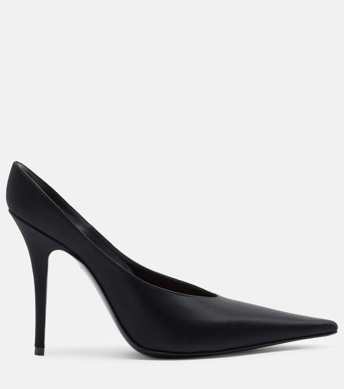 Mules Anok de satén | Amina Muaddi