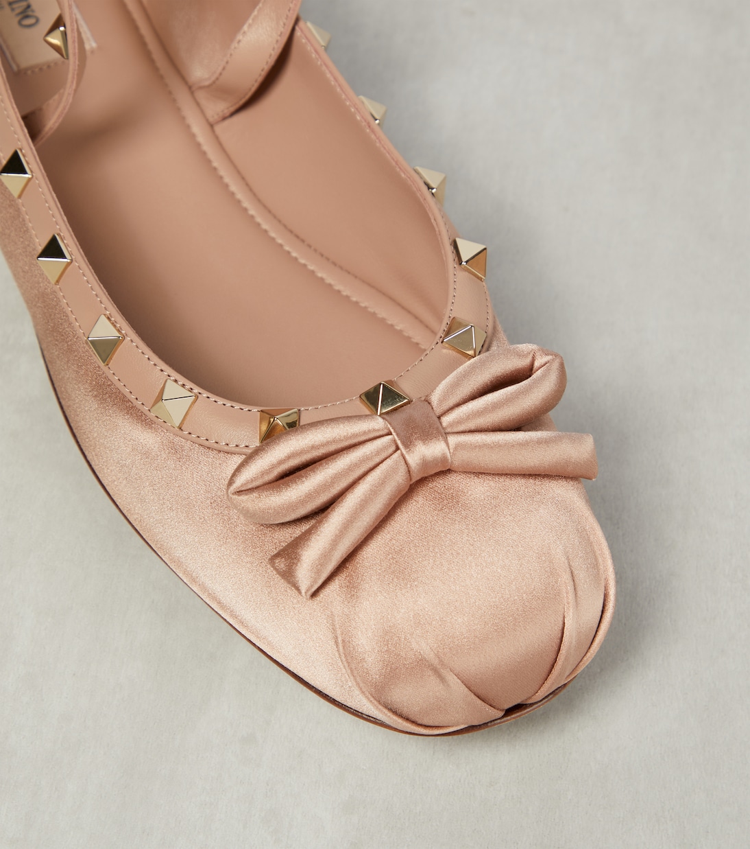 Ballerinas Rockstud aus Satin | Valentino Garavani