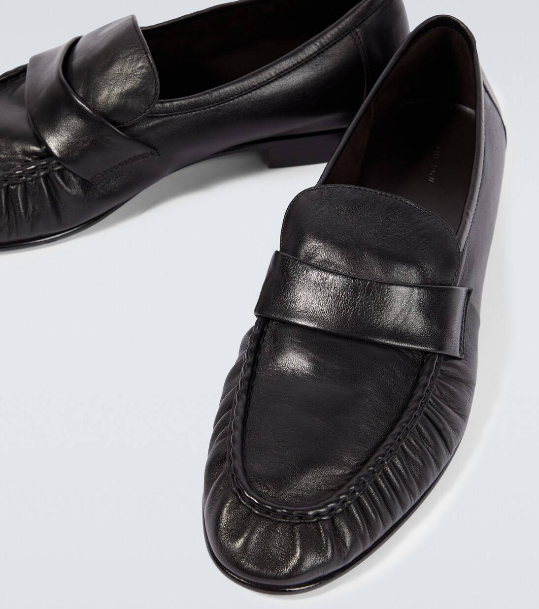 Loafers Soft aus Leder | The Row