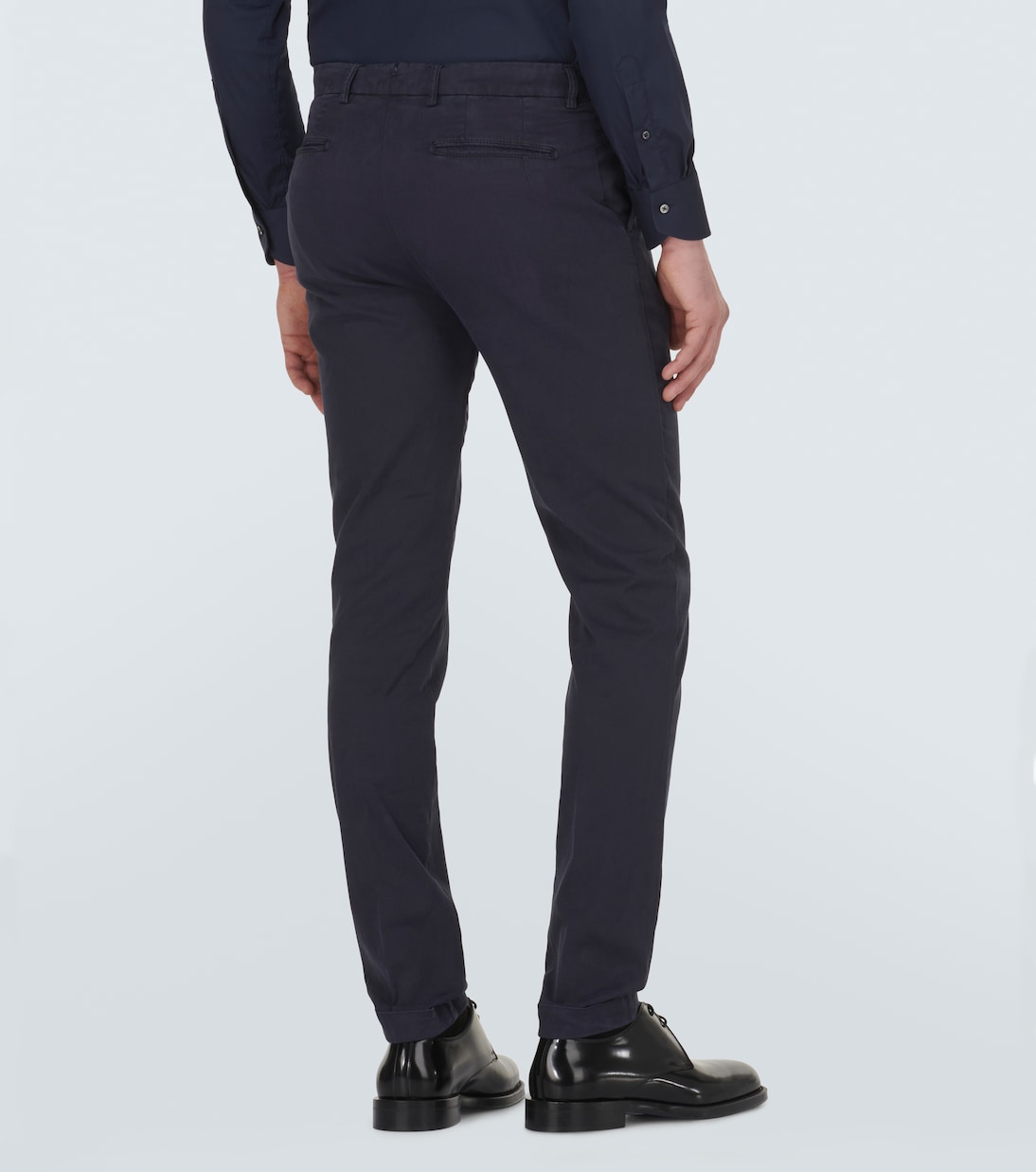 Mid-rise slim chinos | Thom Sweeney