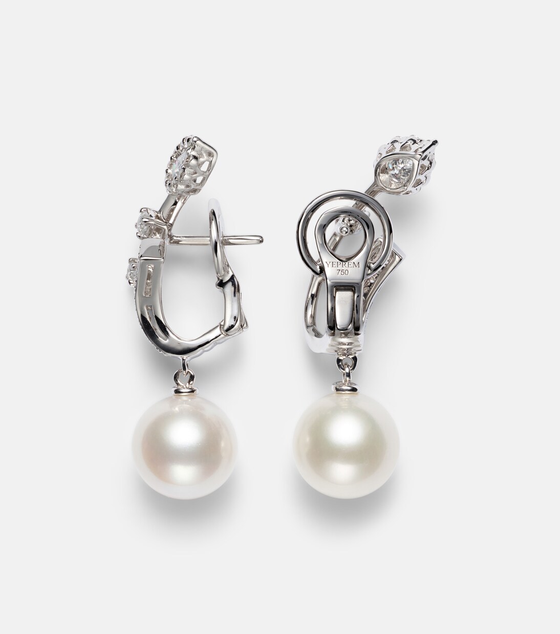 Orecchini Pearlescent in oro bianco 18kt con diamanti e perle | Yeprem