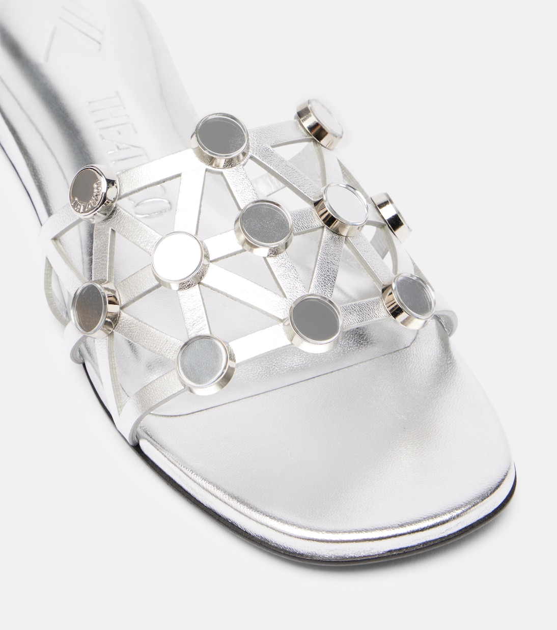 Pantoletten Grid aus Metallic-Leder | The Attico
