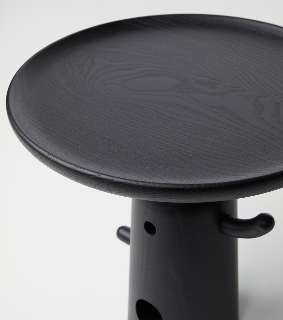 Réaction Poétique Tall centerpiece by Jaime Hayon | Cassina