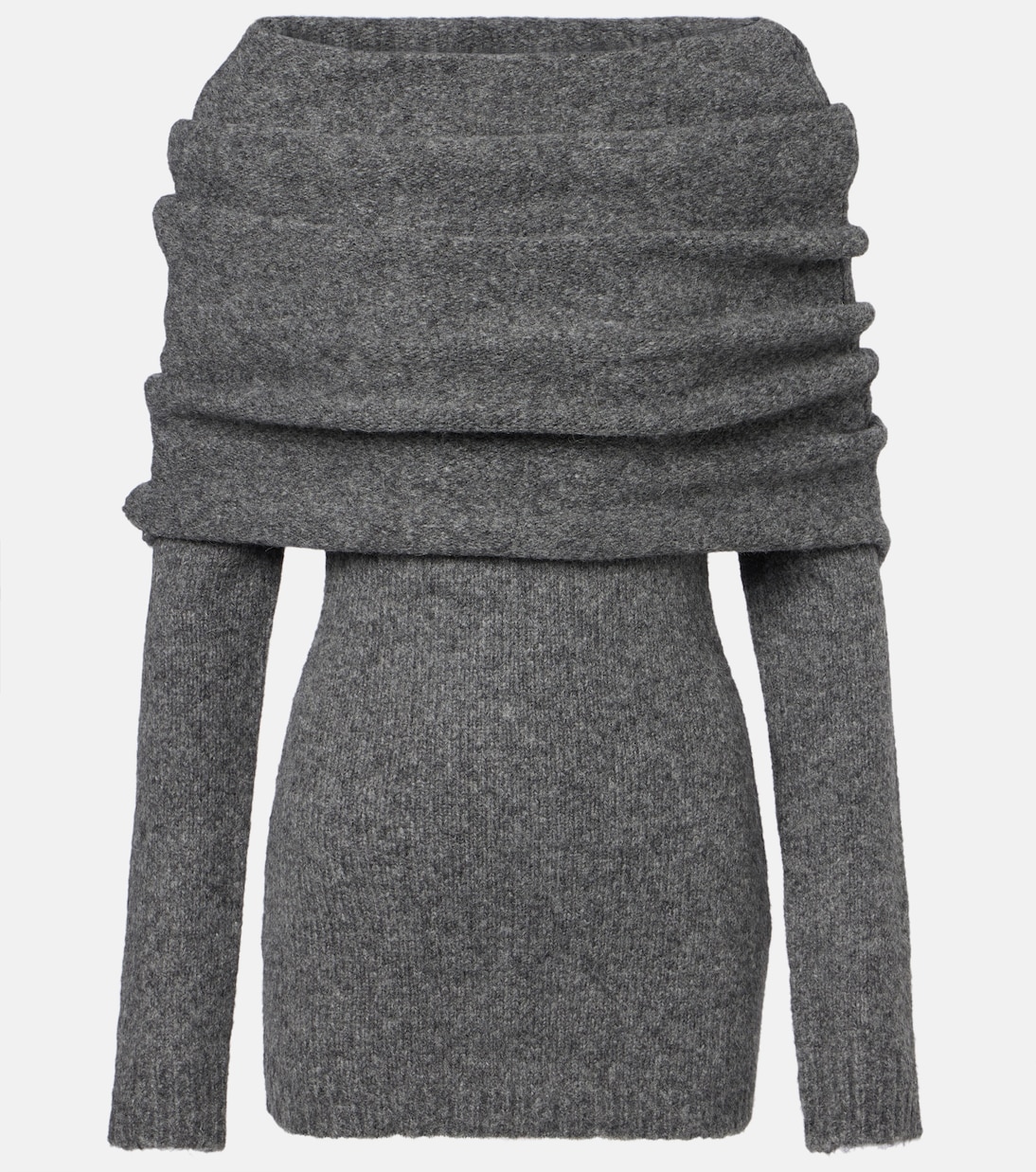 Pull  | Entire Studios