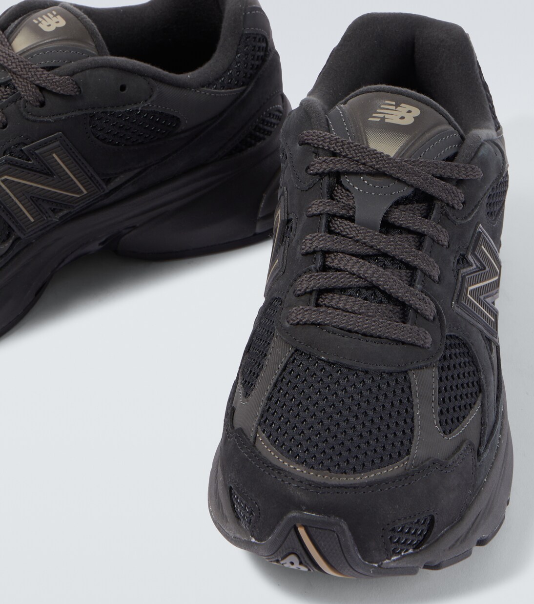 2010 suede and mesh sneakers | New Balance