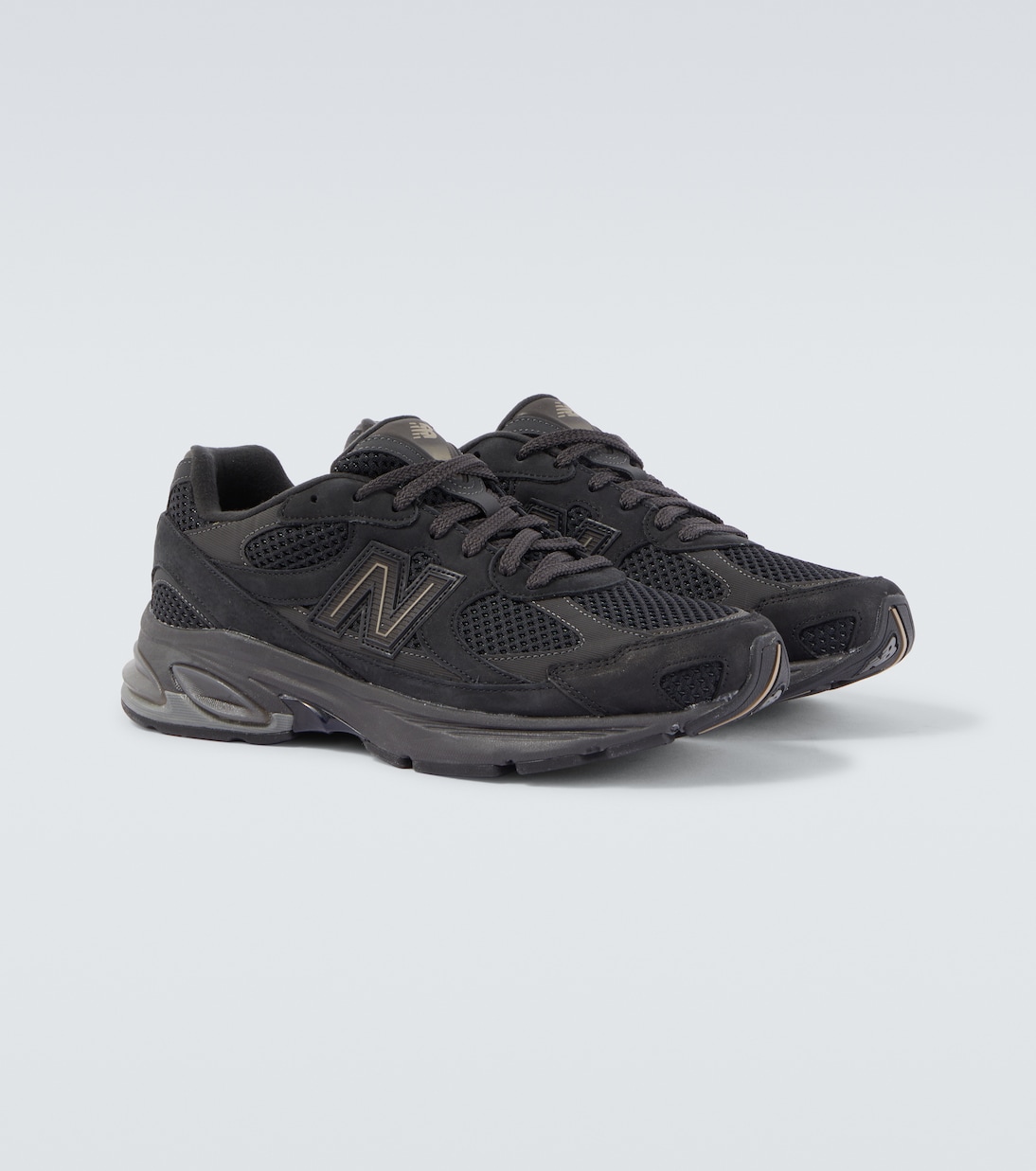 2010 suede and mesh sneakers | New Balance