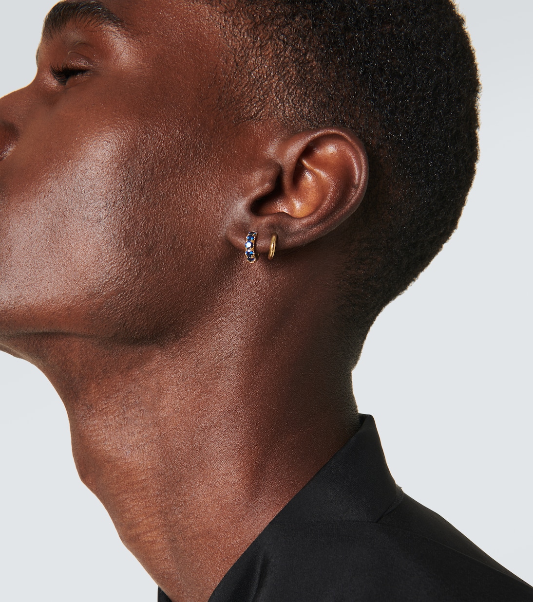 Orecchino singolo Macro Mini in oro 18kt con zaffiri | Spinelli Kilcollin