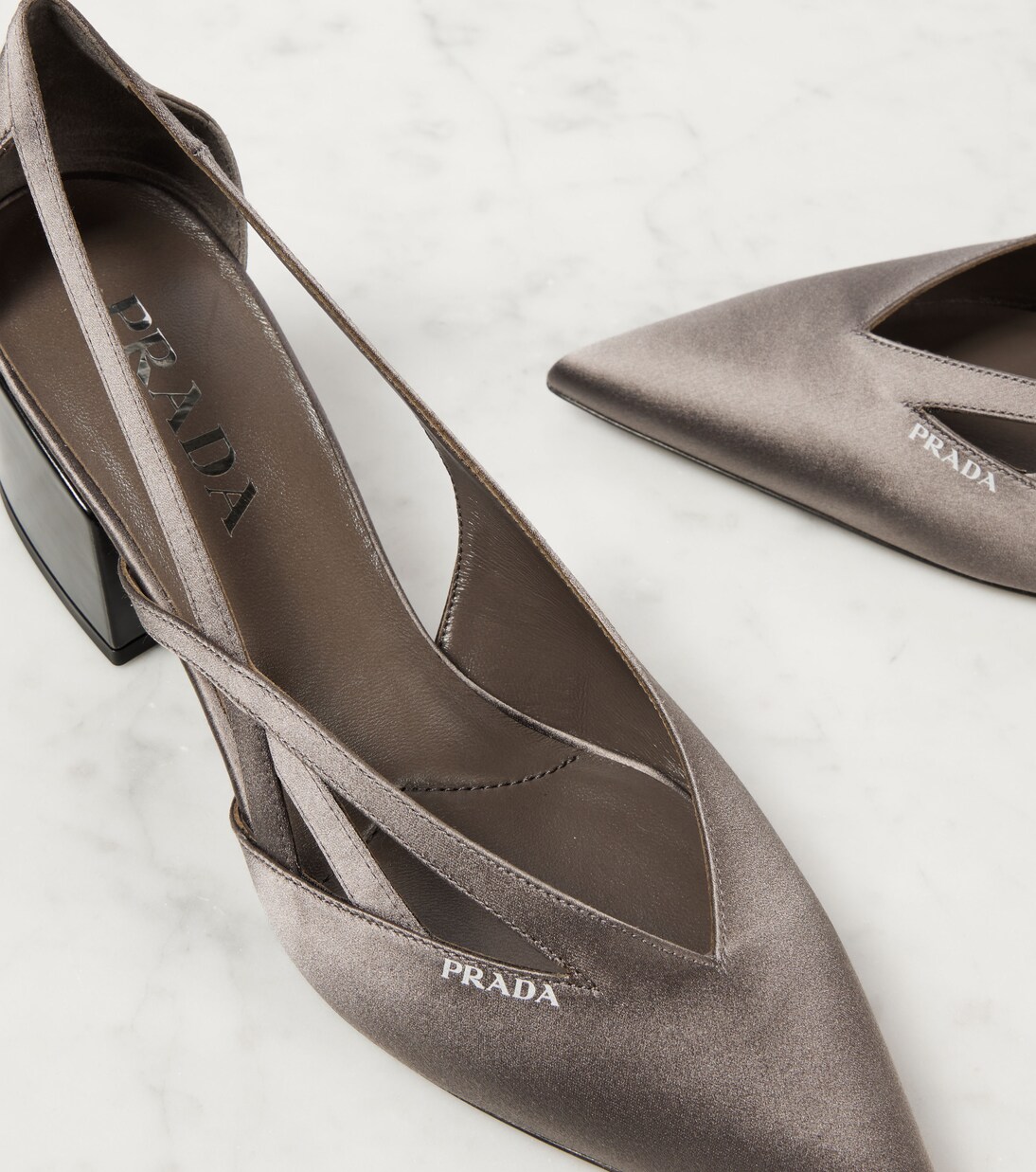 Pumps Pointy 55 aus Satin | Prada
