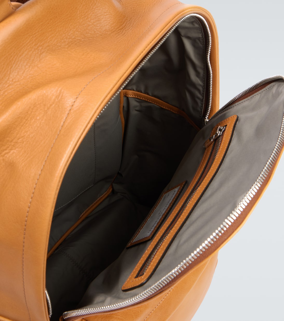 Leather backpack | Brunello Cucinelli