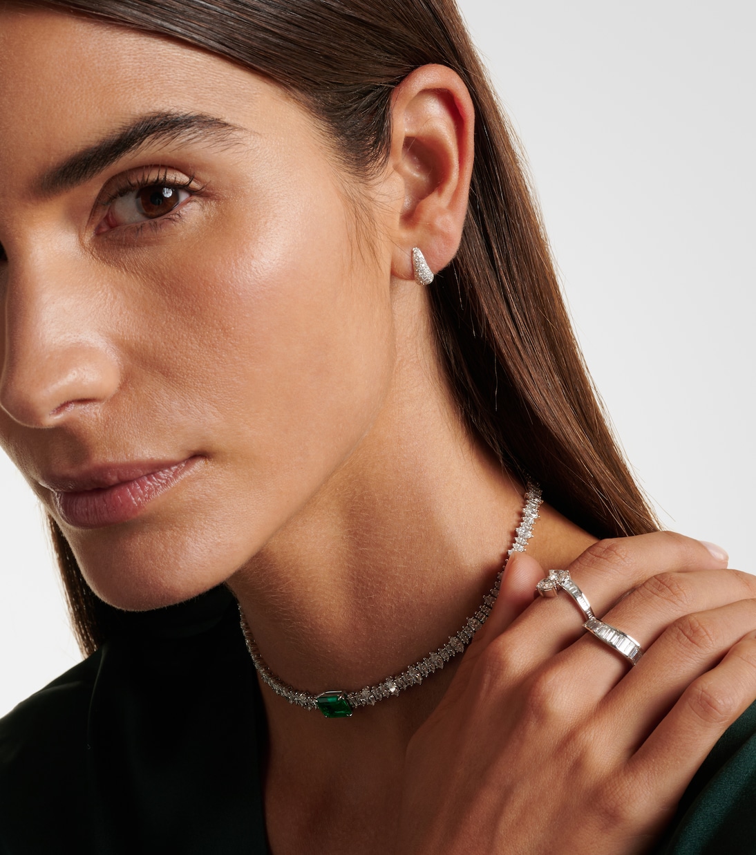 Orecchini Claw in oro bianco 18kt con diamanti | Anita Ko