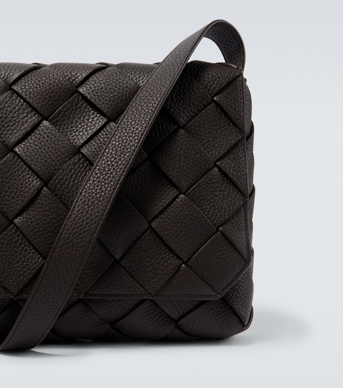 Diago Large leather crossbody bag | Bottega Veneta