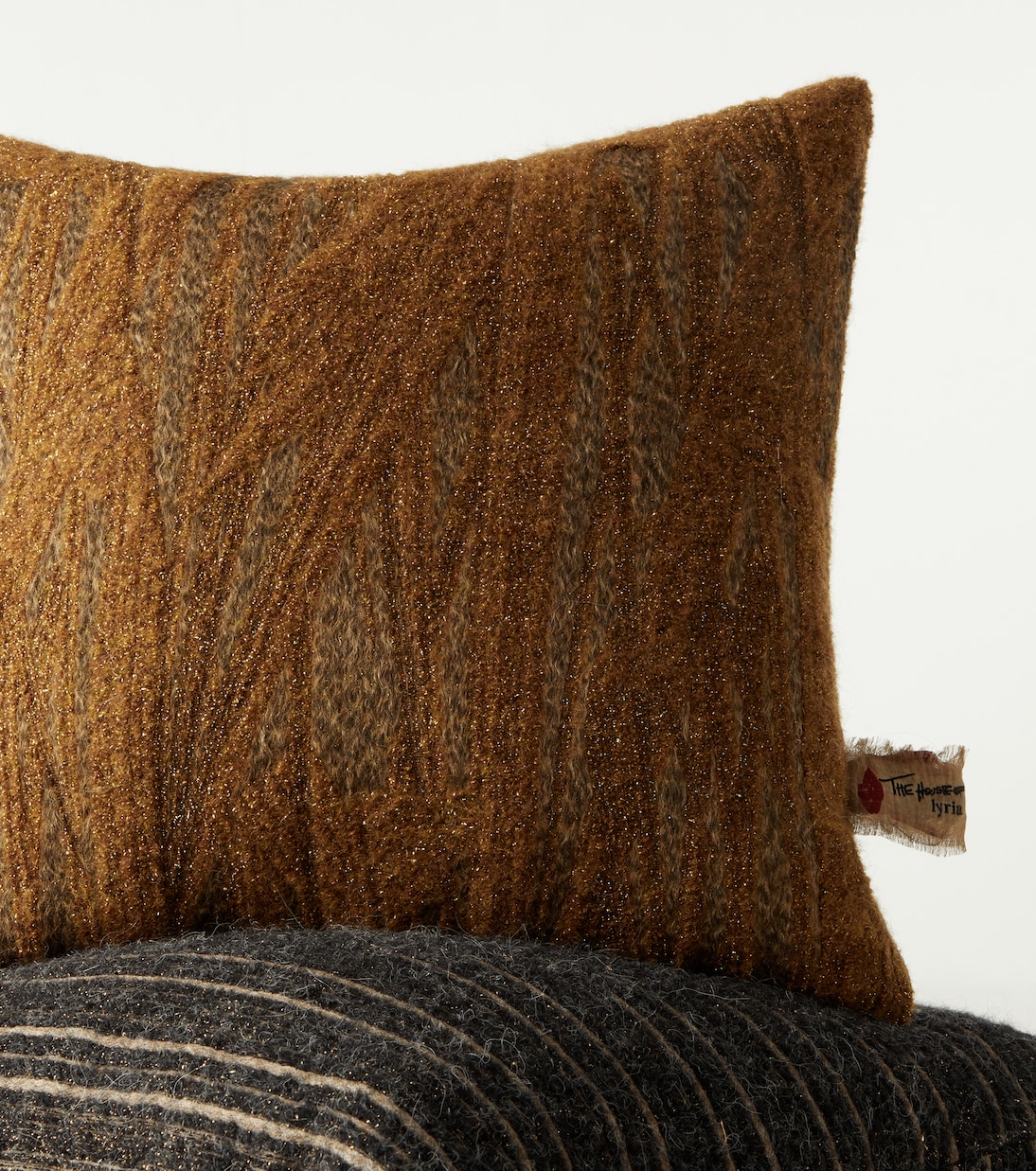 Fosca cushion | The House of Lyria