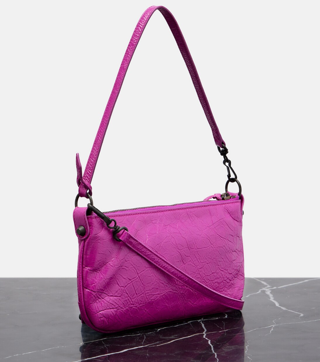 Le City leather shoulder bag | Balenciaga