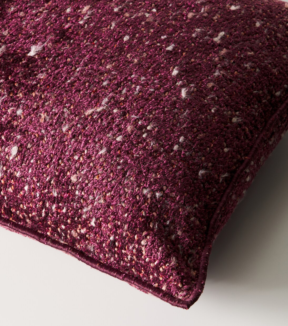 Chenille cushion | Maison de Vacances