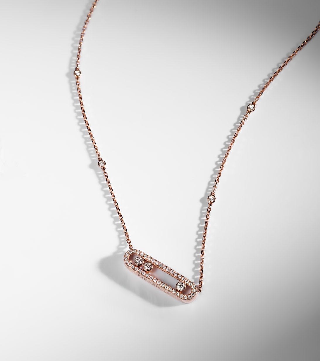 Baby Move 18kt rose gold necklace with diamonds | Messika