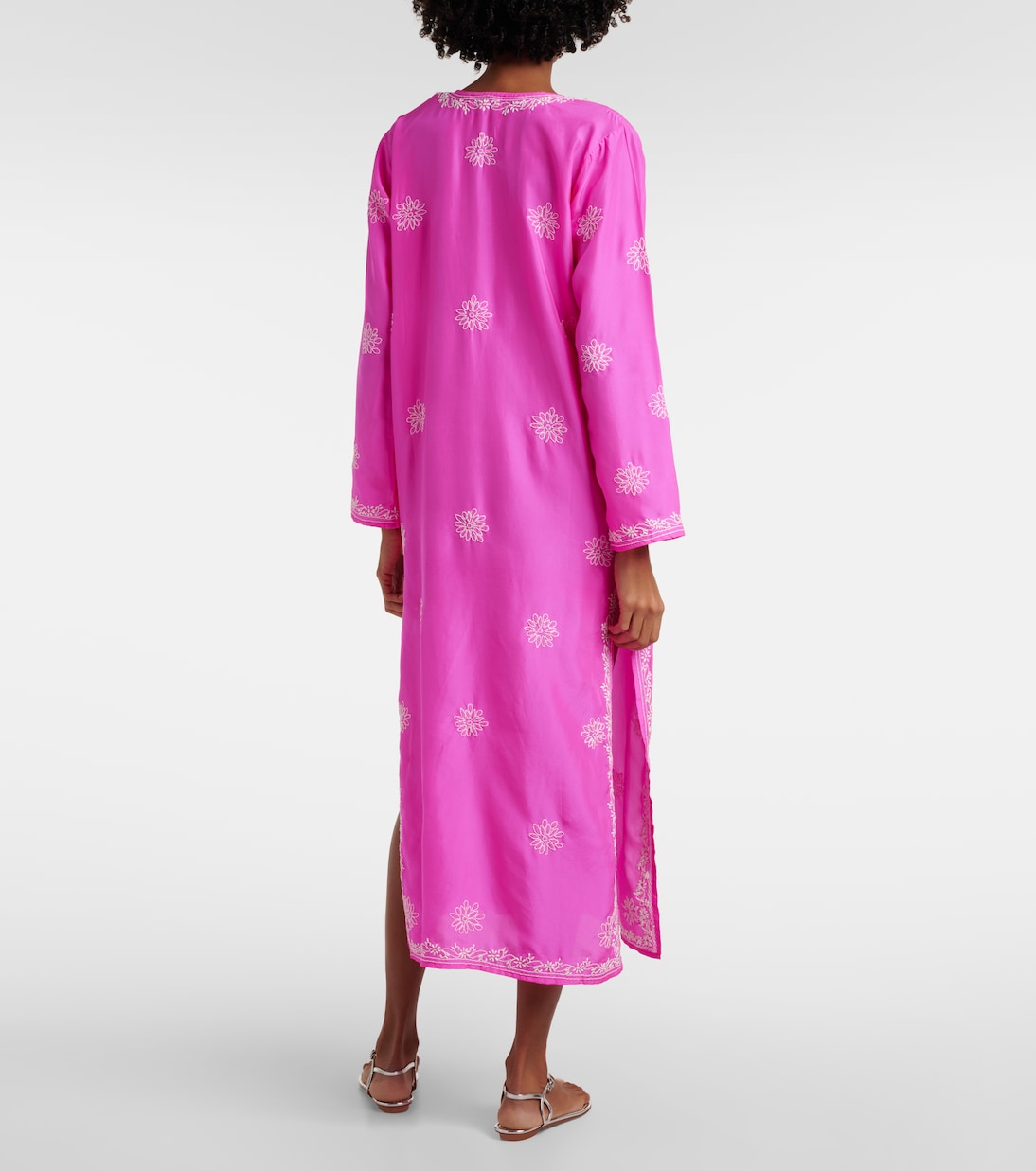 Cafetan brodé en soie | Juliet Dunn