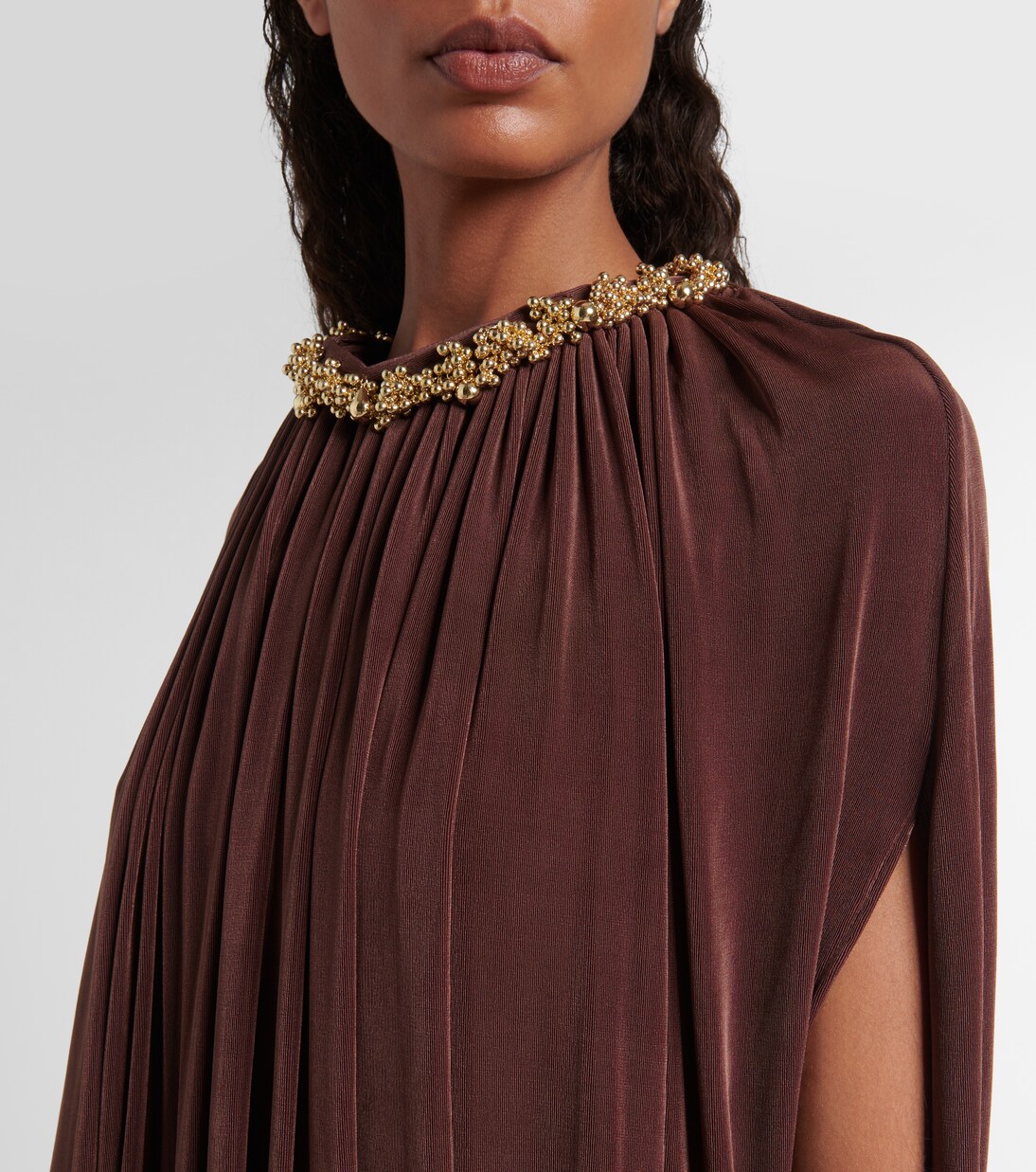 فستان قصير درابيه مع تزيين | Xu Zhi