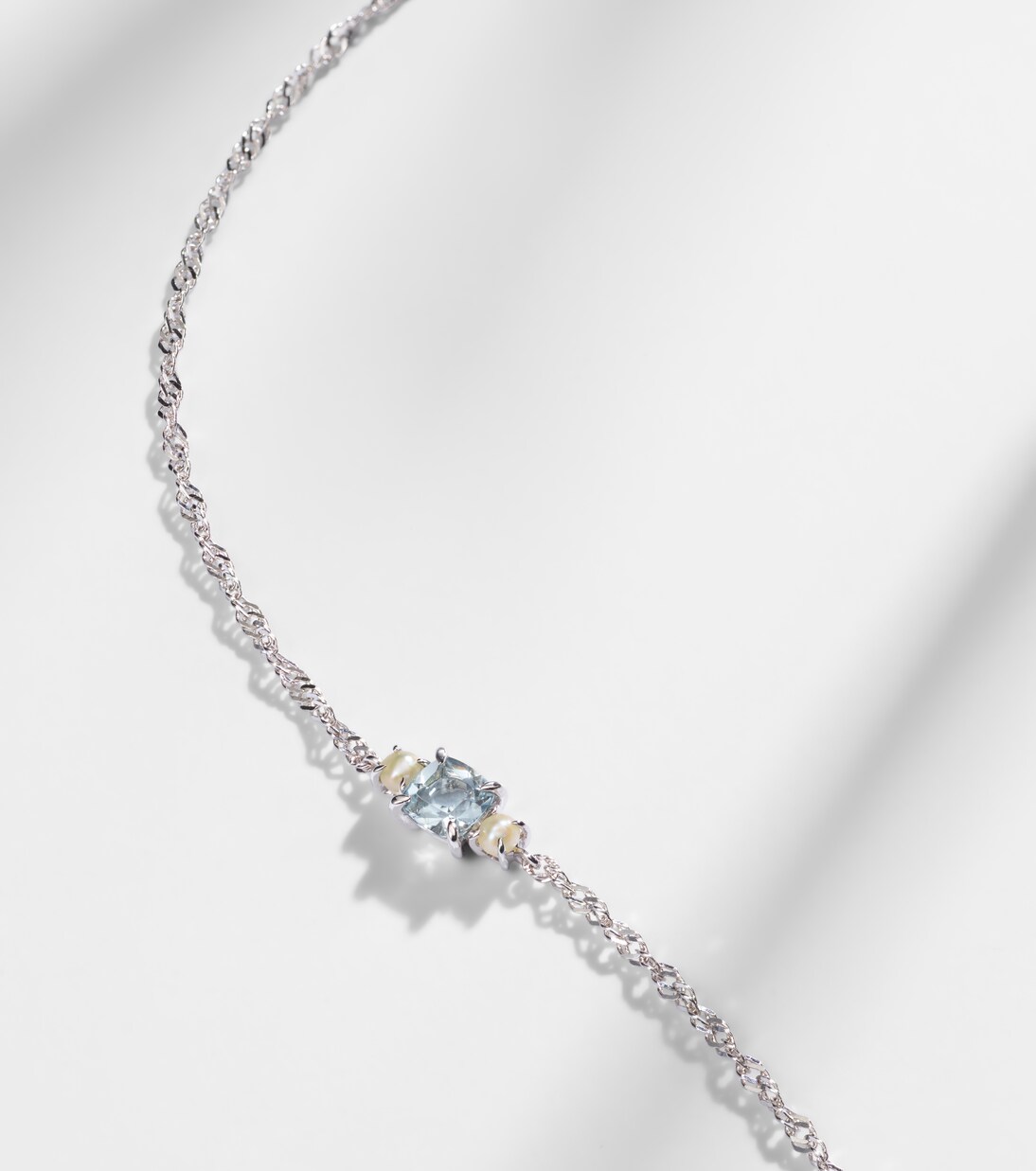 Delicate 14kt white gold bracelet with aquamarine and pearls | Stone and Strand