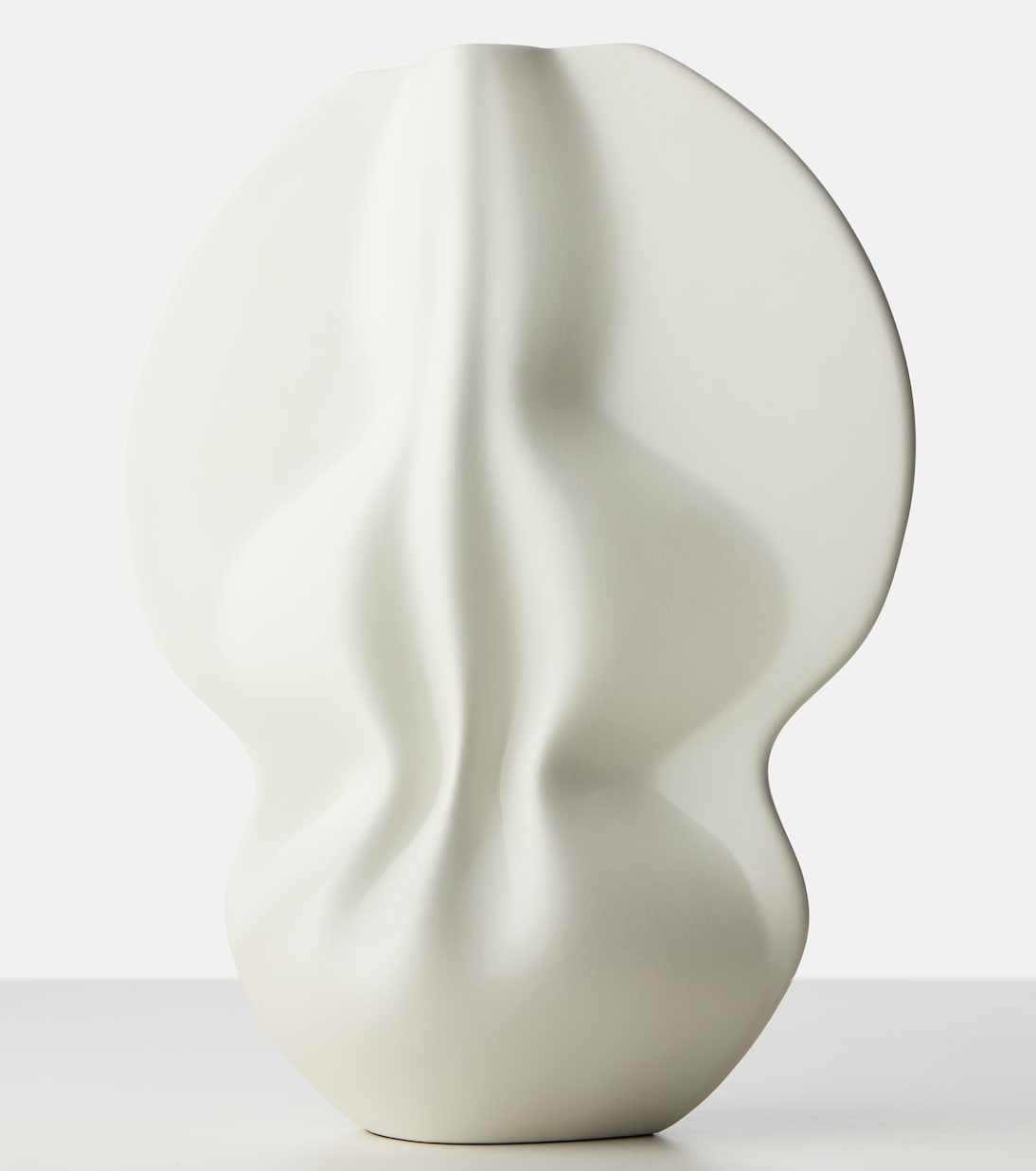Brolic ceramic vase by Bradley L. Bowers | Cassina