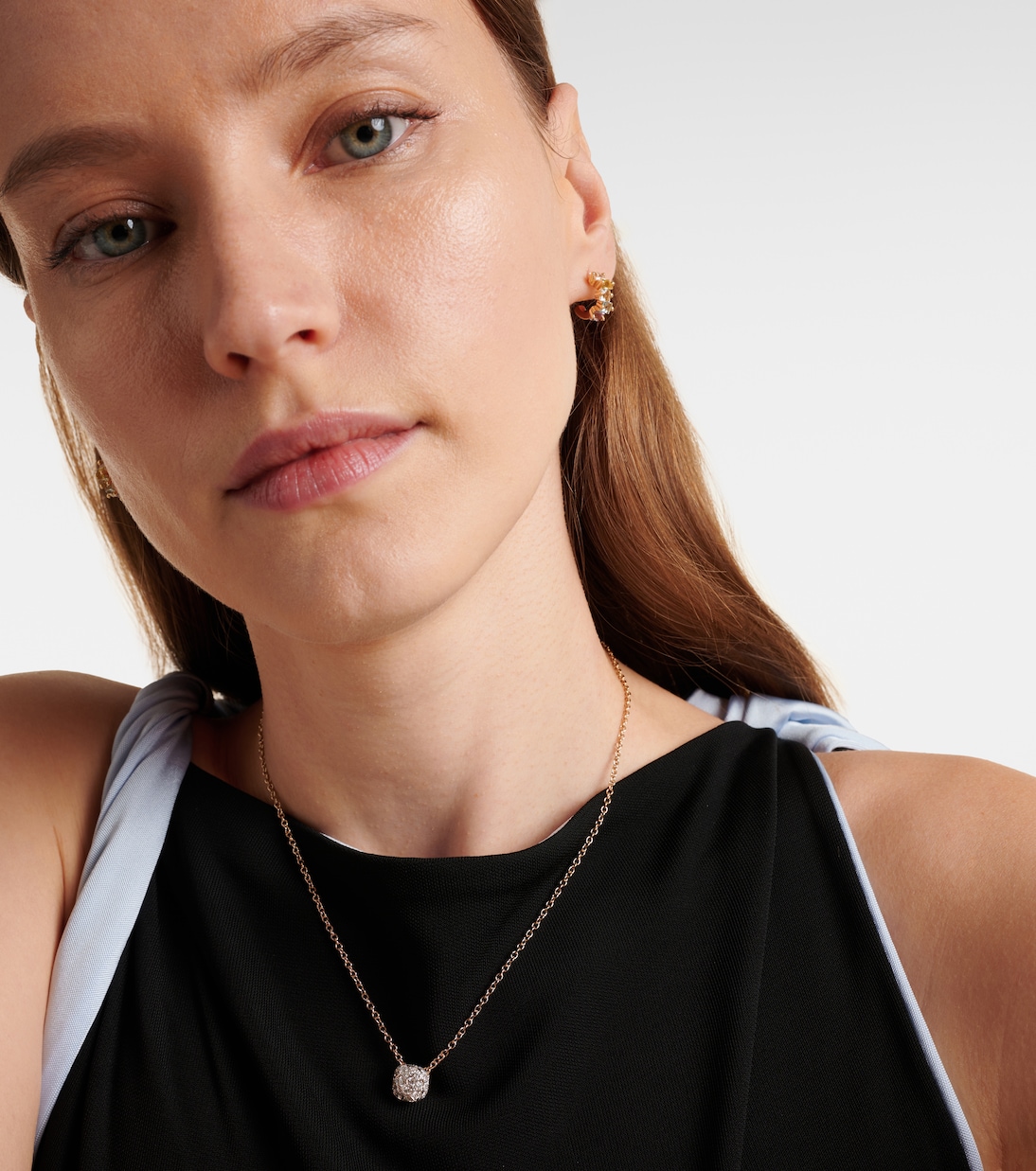 Collana Nudo Solitaire in oro rosa e bianco 18kt | Pomellato