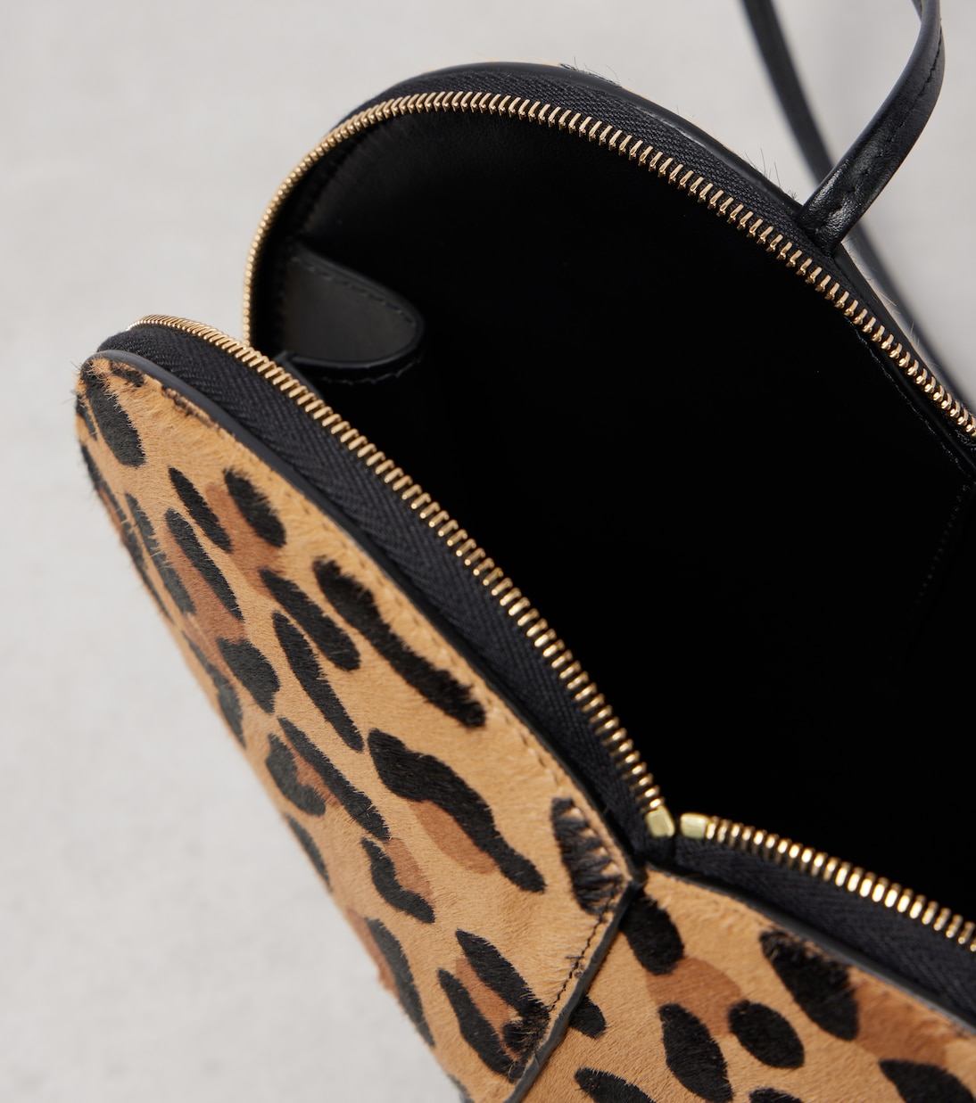 Schultertasche Le Cœur aus Kalbshaar | Alaïa