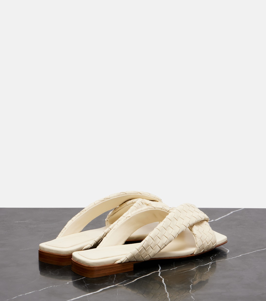 Riva Intrecciato leather sandals | Bottega Veneta