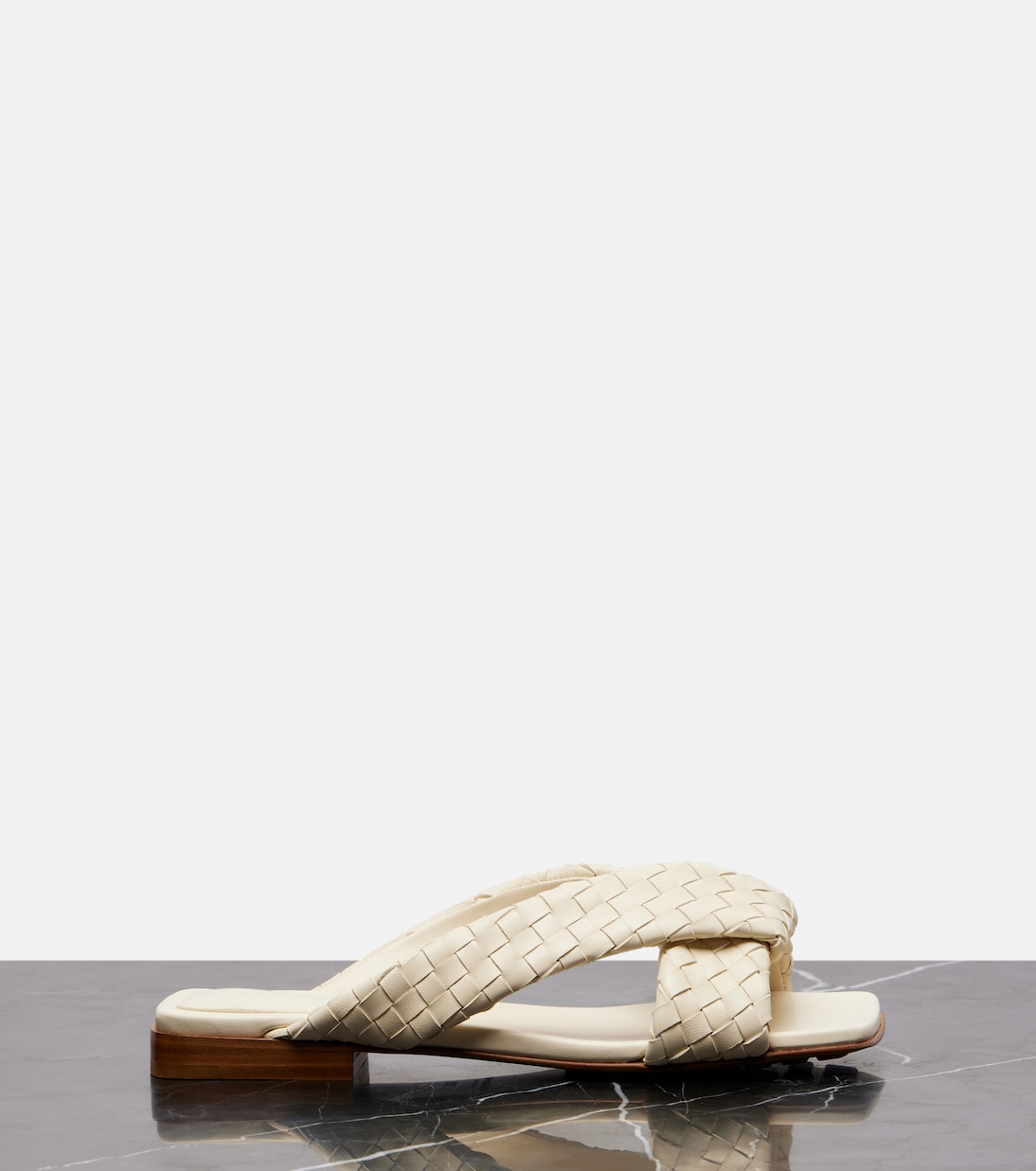 Riva Intrecciato leather sandals | Bottega Veneta