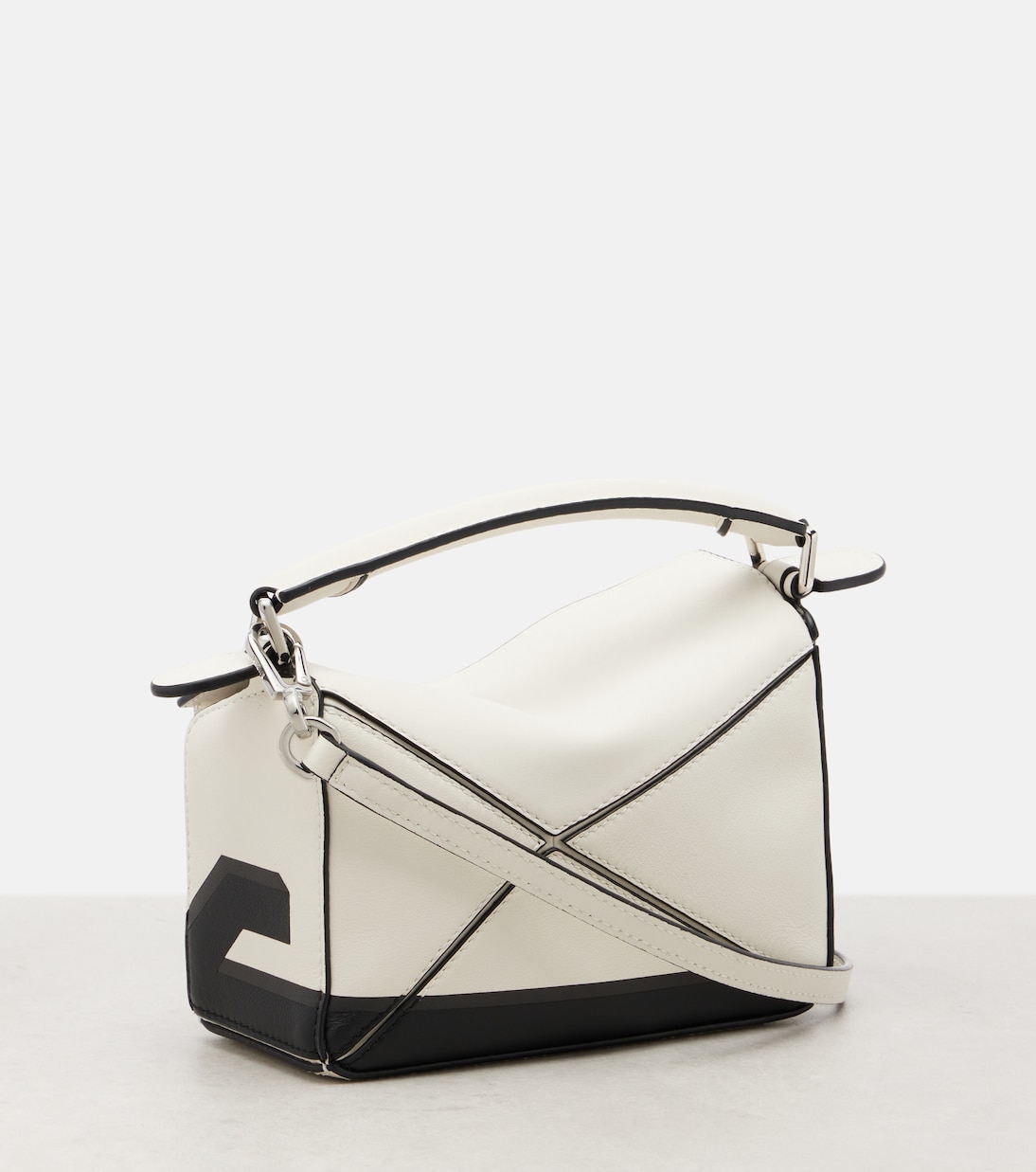 x Louis Wain – Sac Futurist Cat Puzzle | Loewe