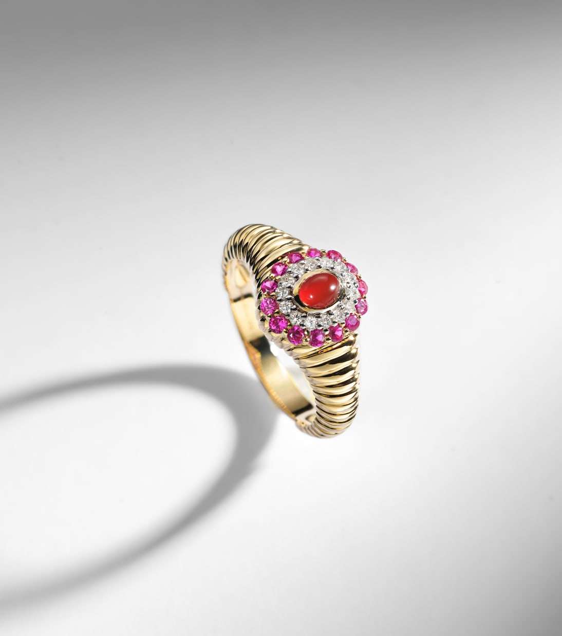 Anello Pompadour Baby in oro 9kt con pietre preziose | Yvonne Léon