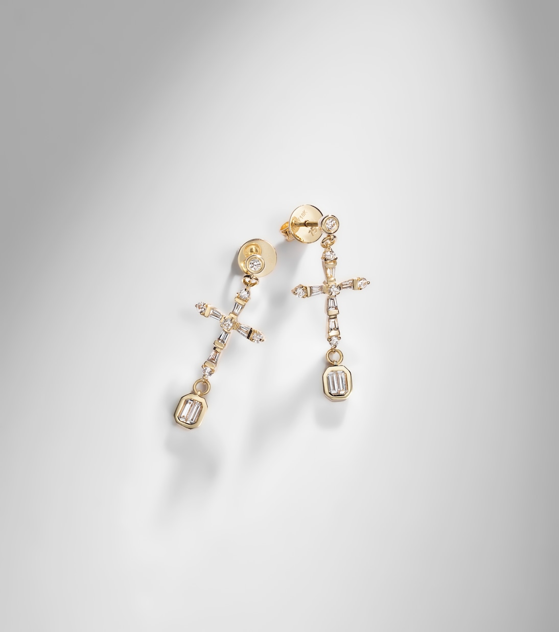 Boucles d’oreilles en or 18 ct (750/1000) avec diamants | Shay Jewelry