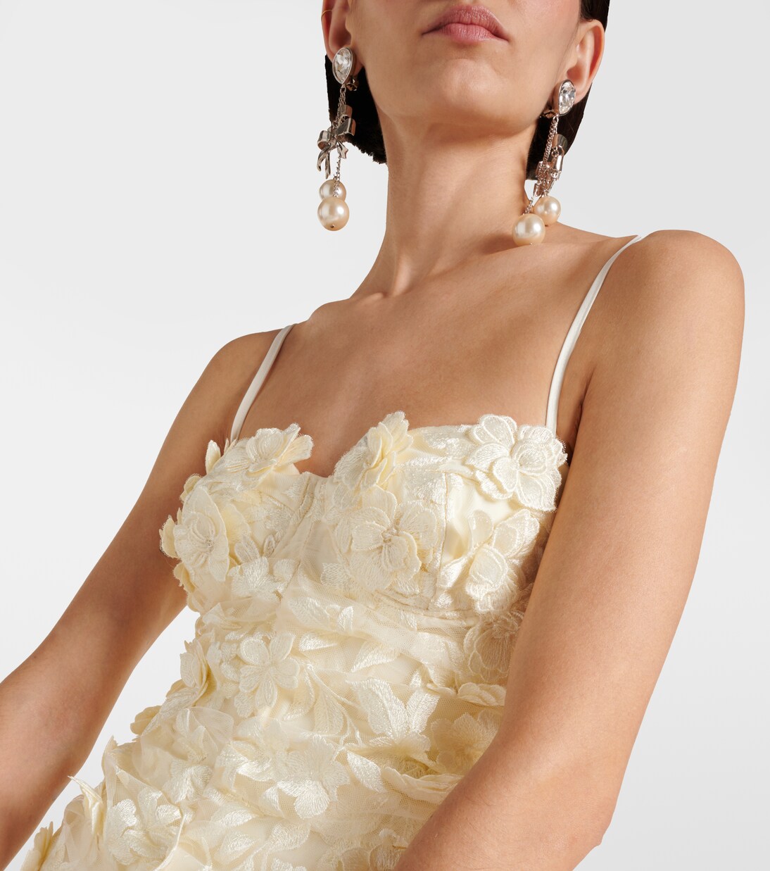 Robe de mariée Flora brodée | Rotate