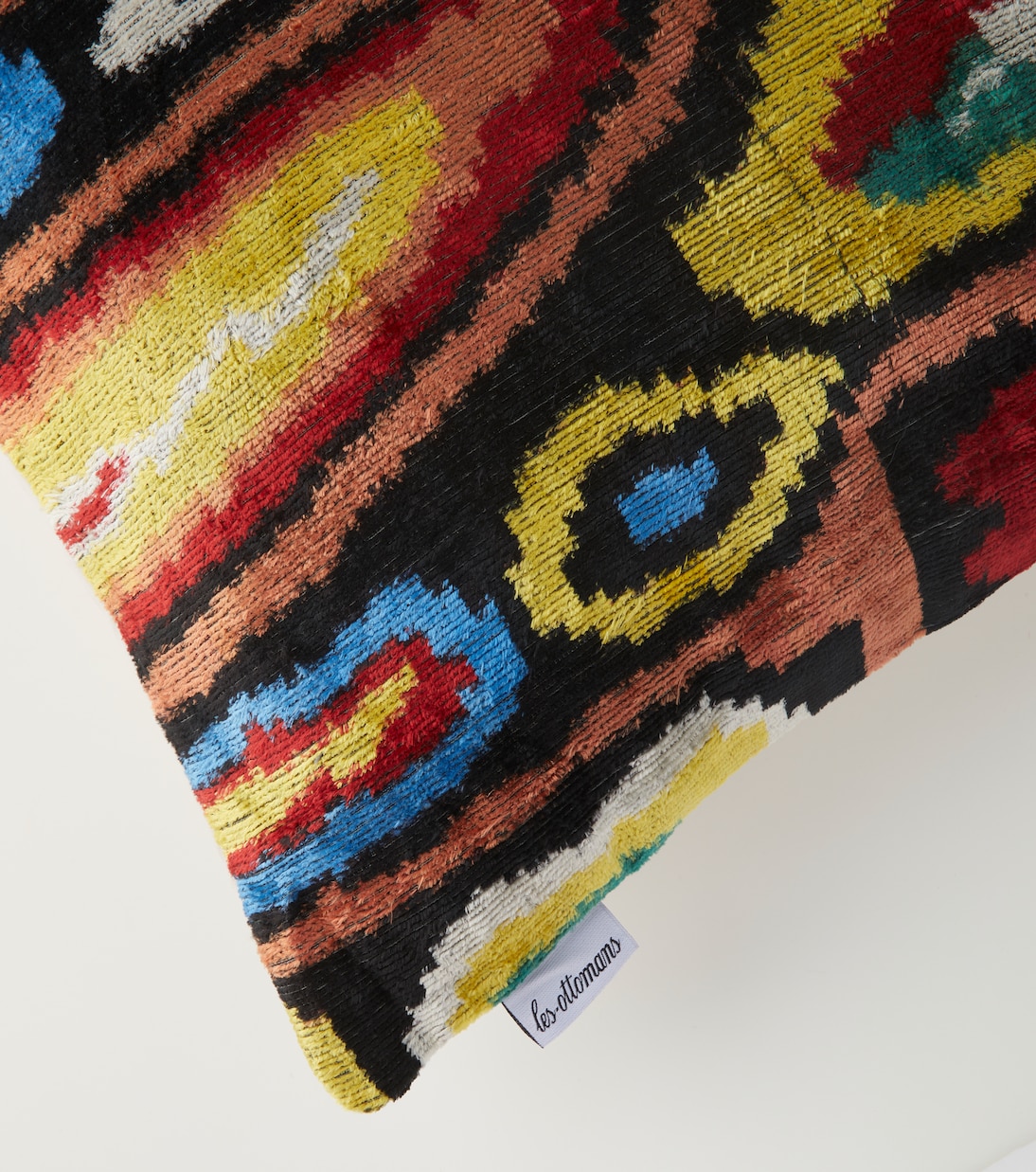 Kissen aus Seidensamt | Les-Ottomans