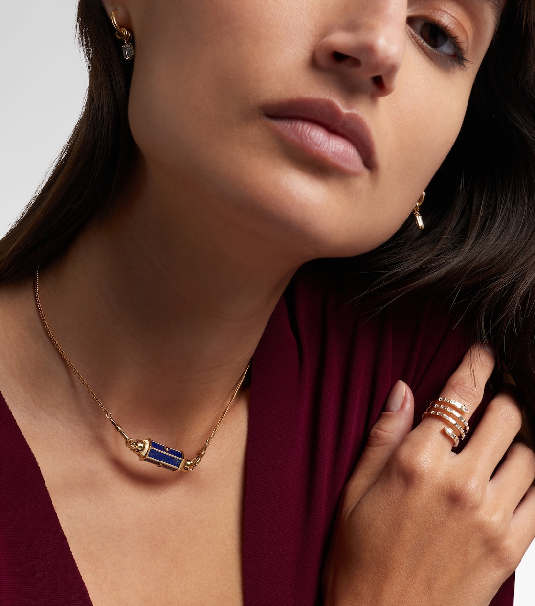 Baby 18kt gold pendant necklace with lapis and rubies | Marie Lichtenberg