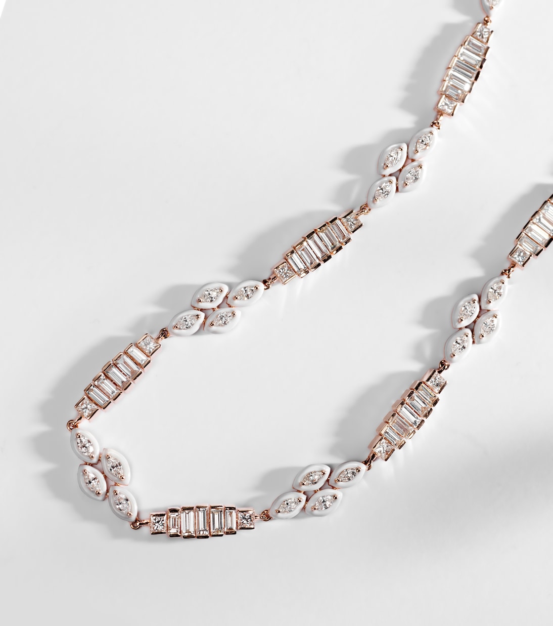 Choker aus 18kt Gelbgold mit Emaille und Diamanten | Kamyen