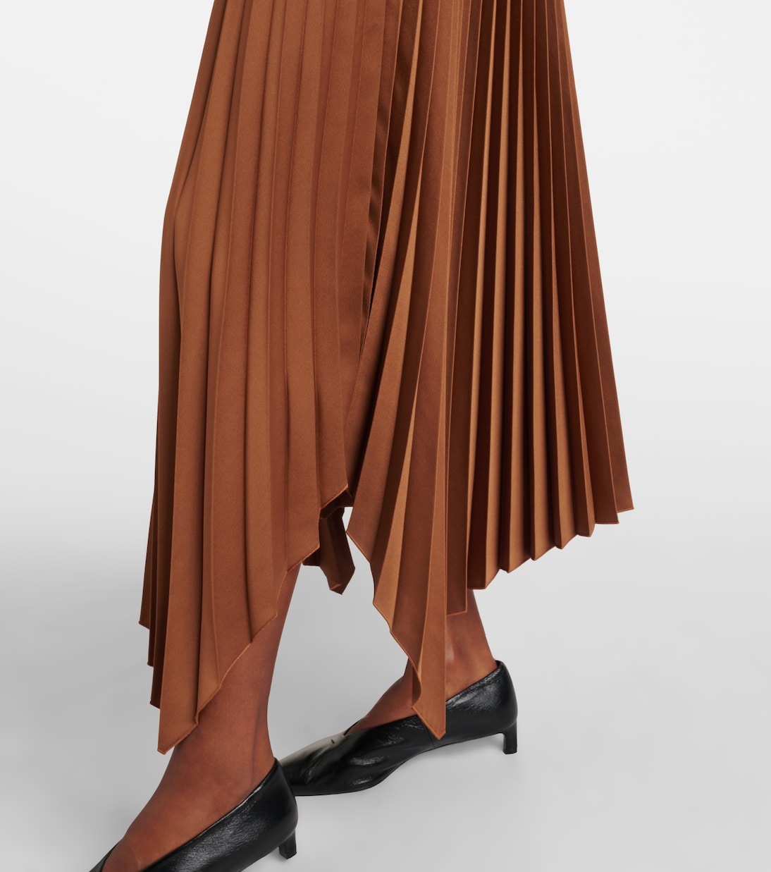 Ade plissé asymmetric crêpe midi skirt | Joseph