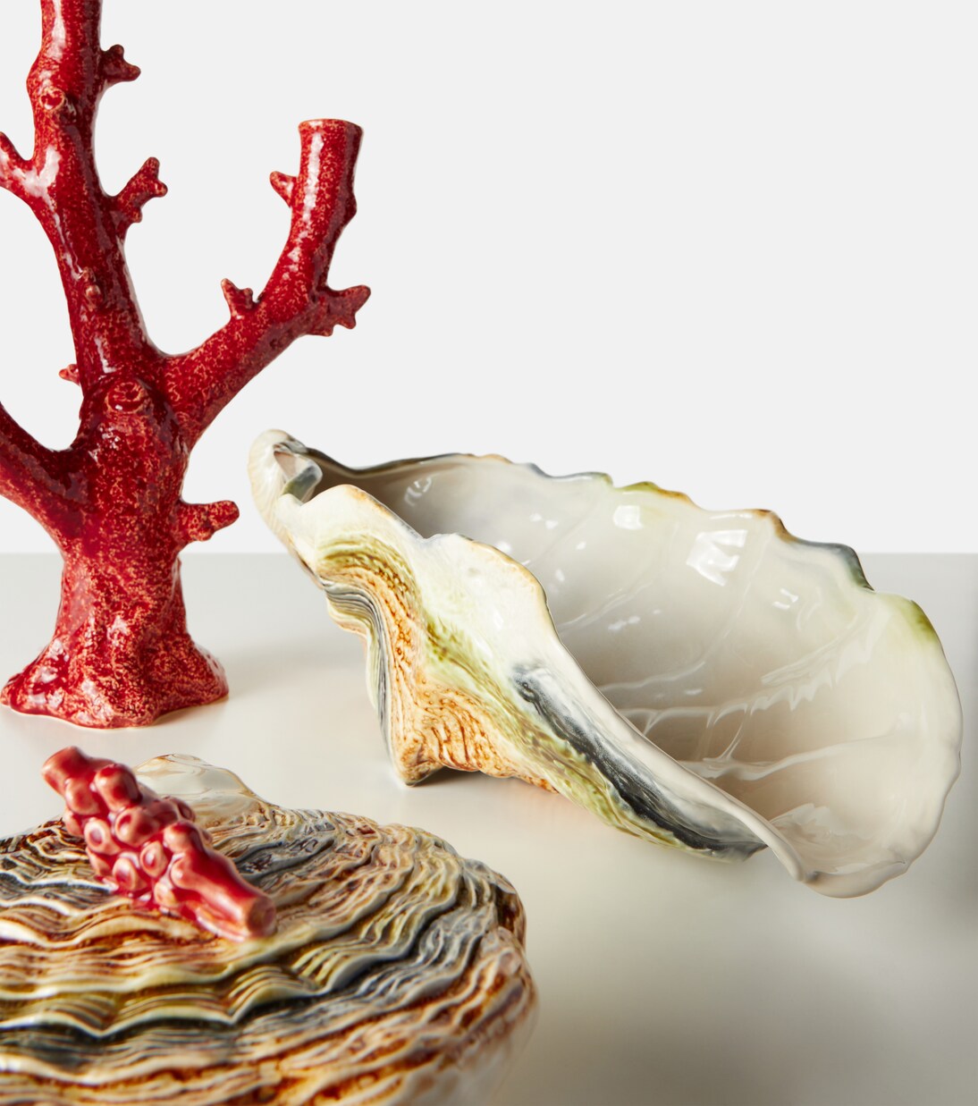 Oyster earthenware centerpiece | Bordallo Pinheiro