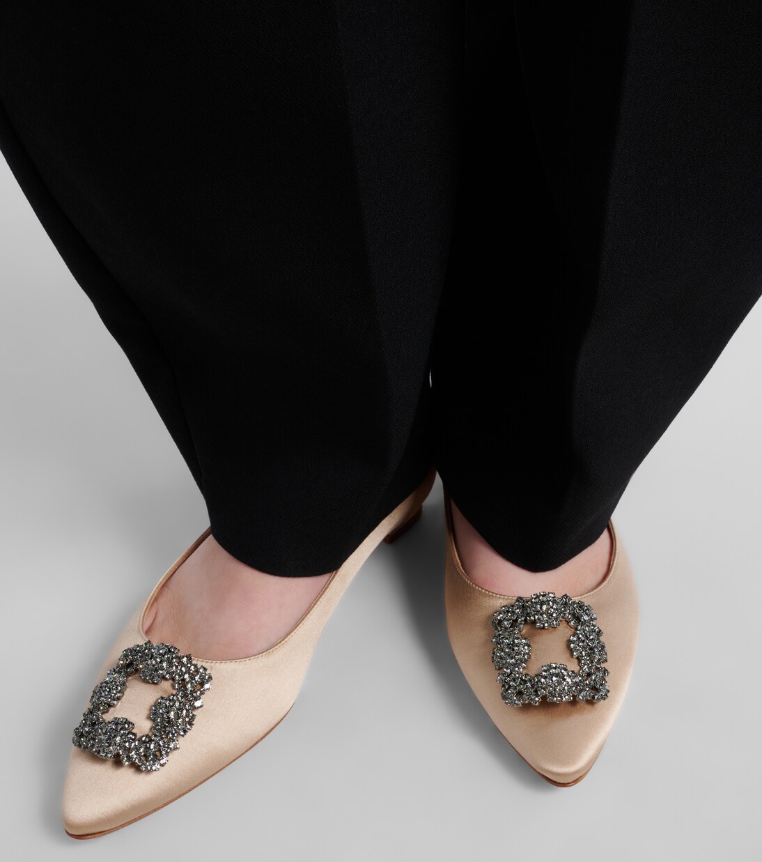 Hangisiflat 70 embellished satin ballet flats | Manolo Blahnik