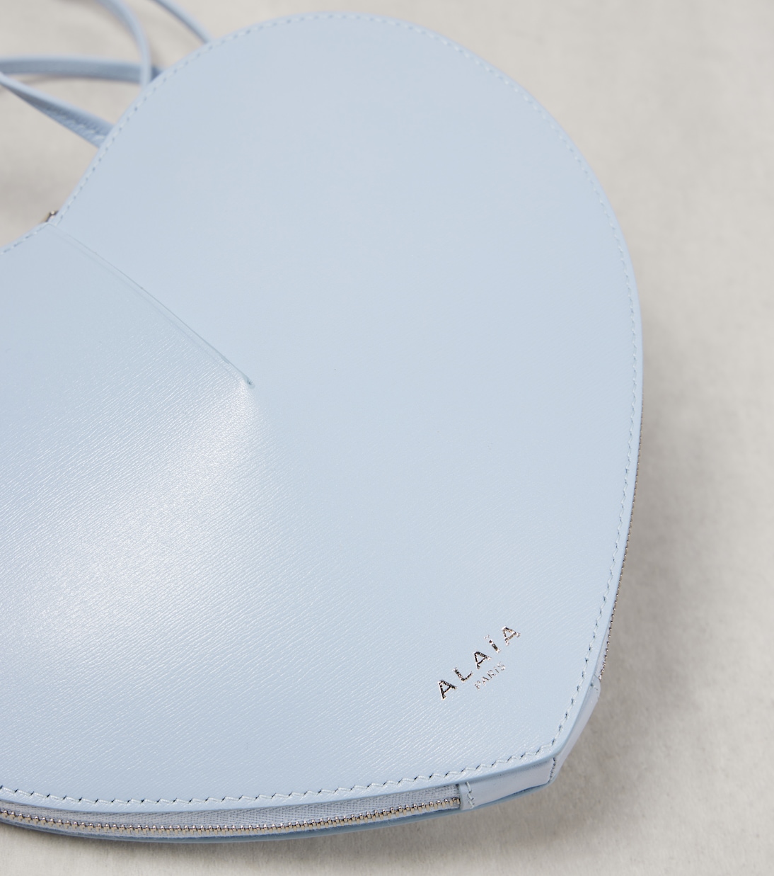 Le Cœur leather shoulder bag | Alaïa