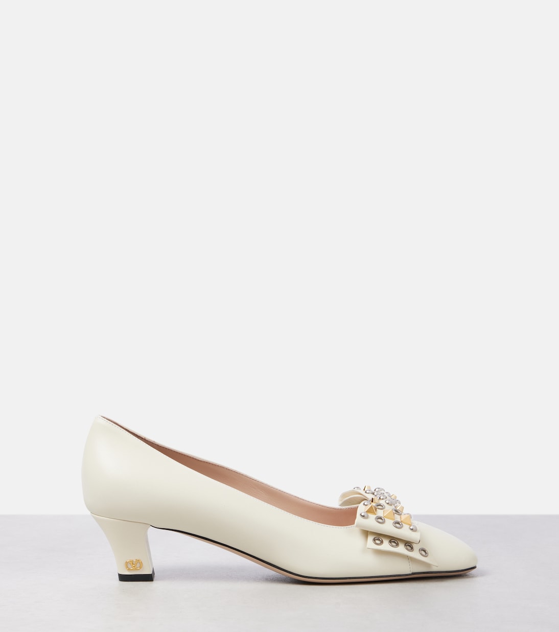 Bowow 45 studded leather pumps | Valentino Garavani