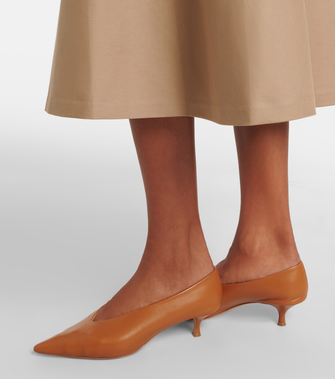 Babouche leather pumps | Le Monde Béryl